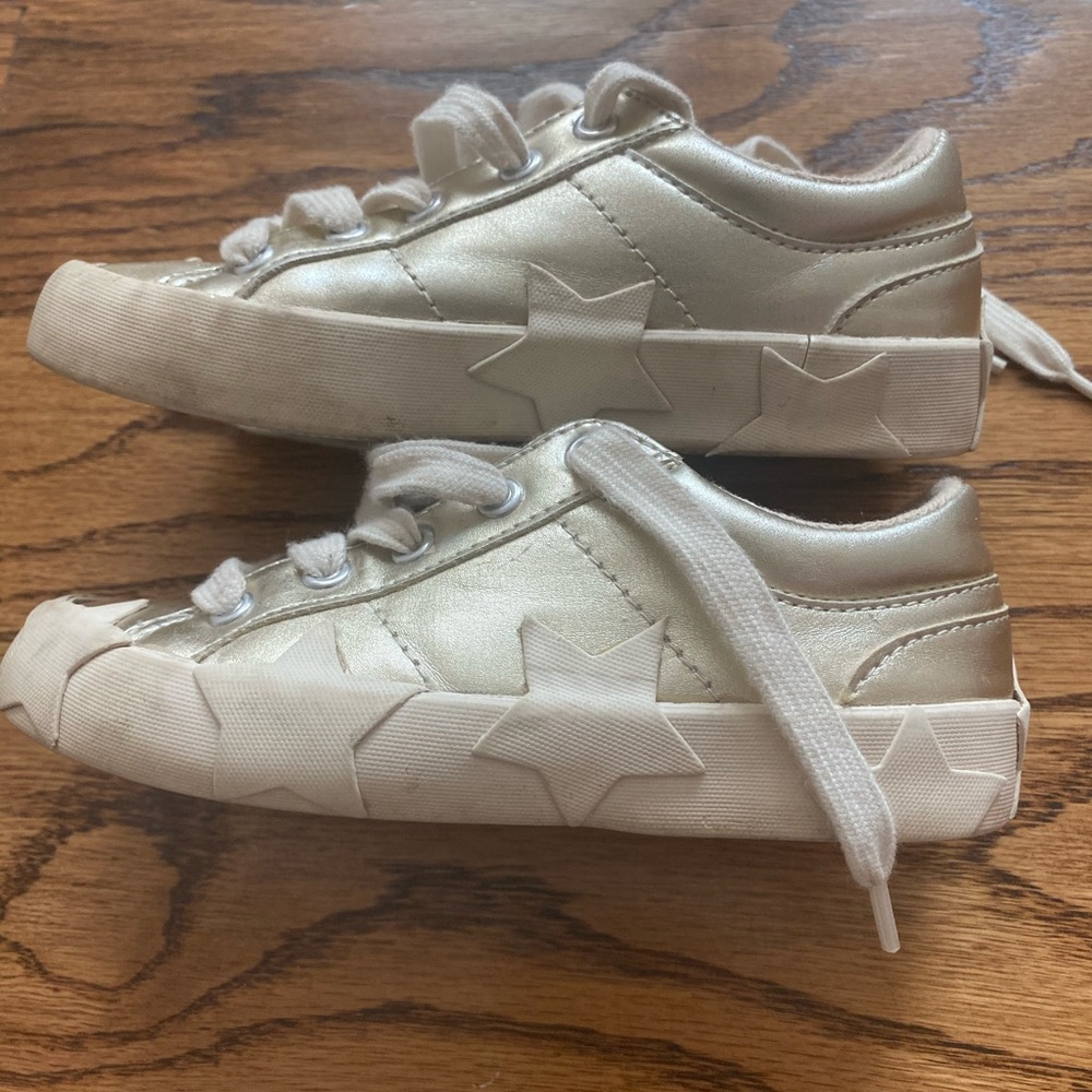 Toddler gold star sneakers